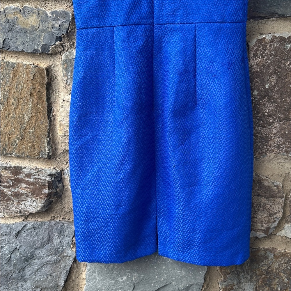 Mac Duggal Vintage Sleeveless V-Neck Mini Sheath Dress in Royal Blue Size 6 - Picture 6 of 9